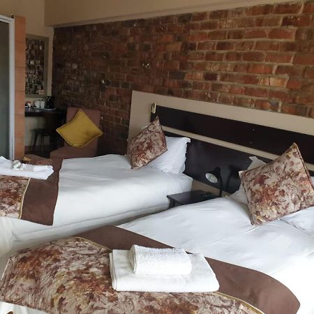 Tsessebe Guesthouse Bloemfontein Zewnętrze zdjęcie