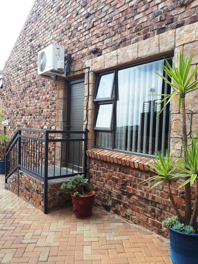 Tsessebe Guesthouse Bloemfontein Zewnętrze zdjęcie
